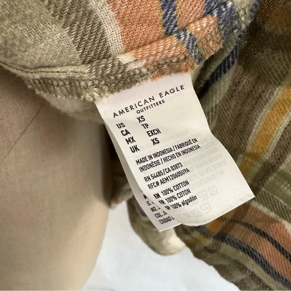 AEO Lightly Distressed Plaid Flannel 459 - Picture 4 of 5